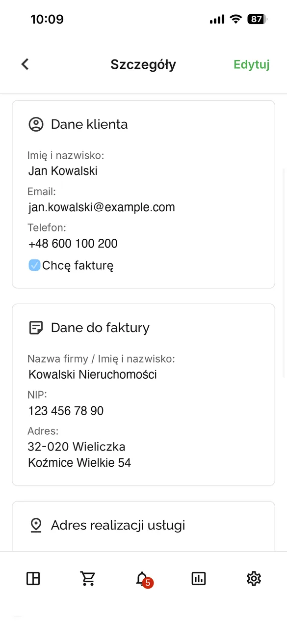 Dane klienta oraz dane do faktury w aplikacji kierowcy Tidly, z możliwością telefonu i wiadomości